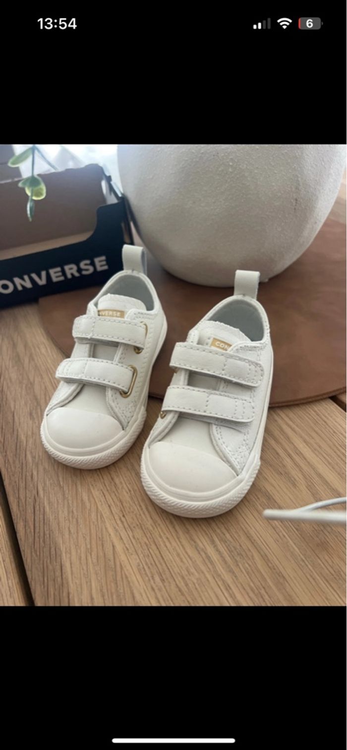 Converse beige taille 20 - photo numéro 3