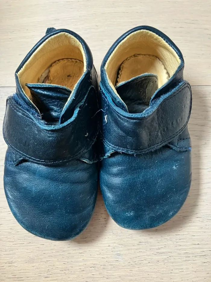 Chaussures souples Froddo 1iers pas en cuir bleu marine  Froddo taille 19