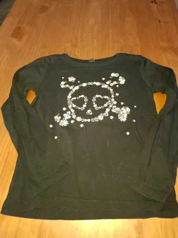 T-shirt manches longues tête de mort 10 ans