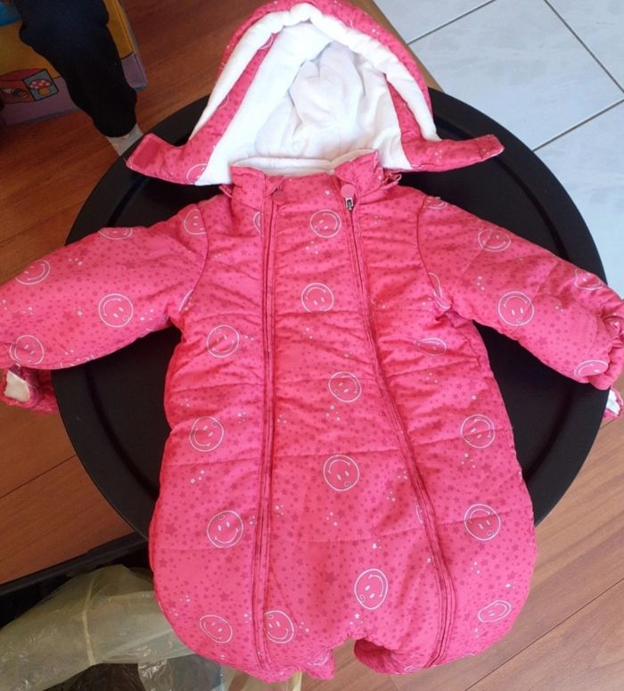 Combinaison smiley fille