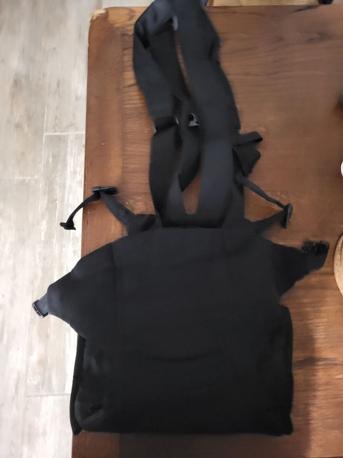 Porte bébé - photo numéro 2