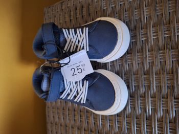 Baskets bébé Pointure 20 : Obaïbi Neuves