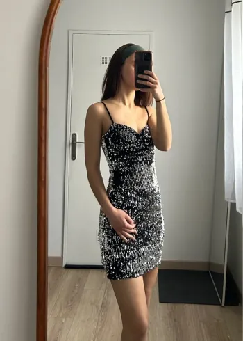 Robe courte à sequins Zara Taille XS