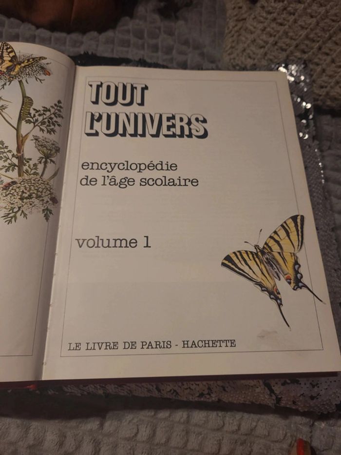 Tout l'univers encyclopédie de l'âge scolaire