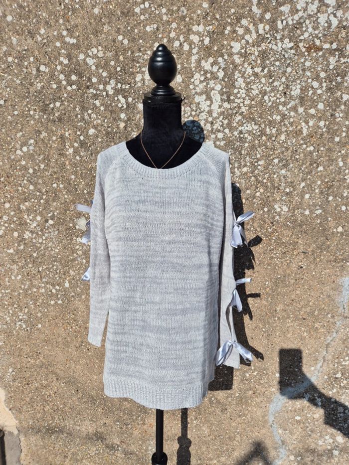 Pull gris T.38