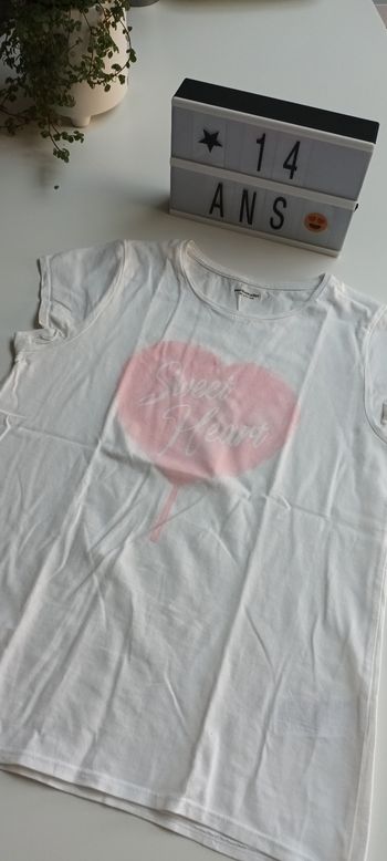 T-shirt blanc motif coeur