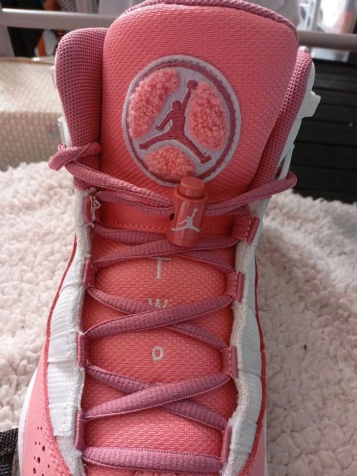 Baskets Nike Jordan rose 40 - photo numéro 2
