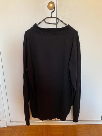 Pull noir