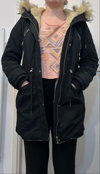 Manteau d’hiver avec capuche 