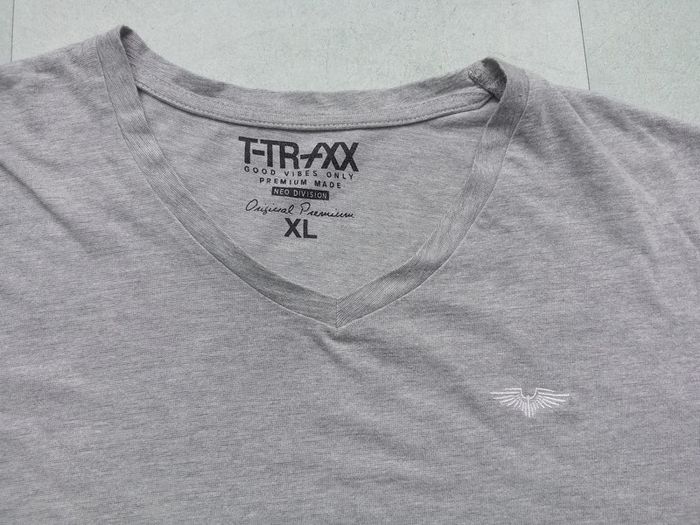 T shirt manches courtes taille XL - photo numéro 2