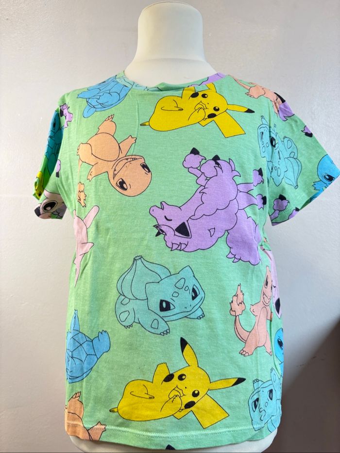 T-shirt fille taille 122/128 - photo numéro 1