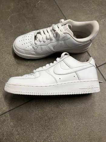 Baskets blanche Nike Air Force 1 AF1 taille 42