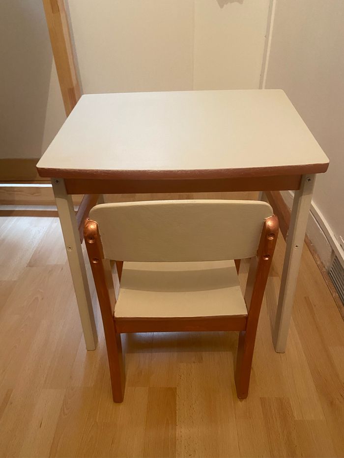 Bureau+ chaise enfant 50x55x40’cm
