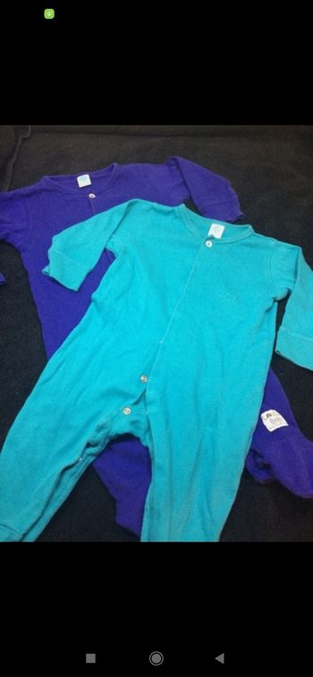 Lot de 2 pyjama coton épais taille 12 moispyj