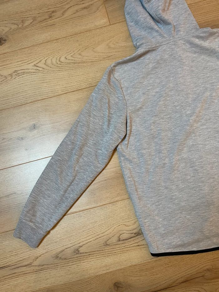 Gilet gris - photo numéro 8