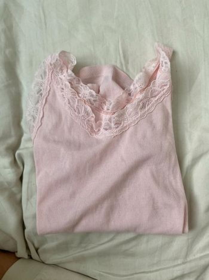 Débardeur rose clair dentelle vintage Y2K - photo numéro 4