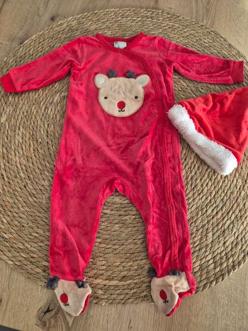 Grenouillère "petit renne de Noël" fille 12 mois H&M