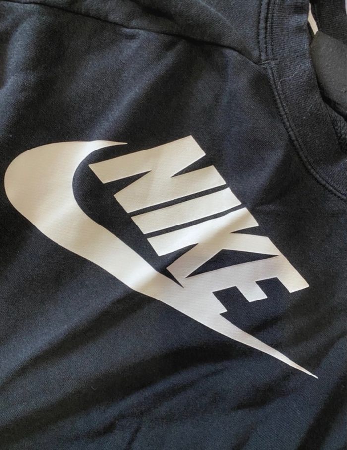 Ensemble jogging noir blanc Nike Femme Pull L jogging M bon état voir annonce - photo numéro 6