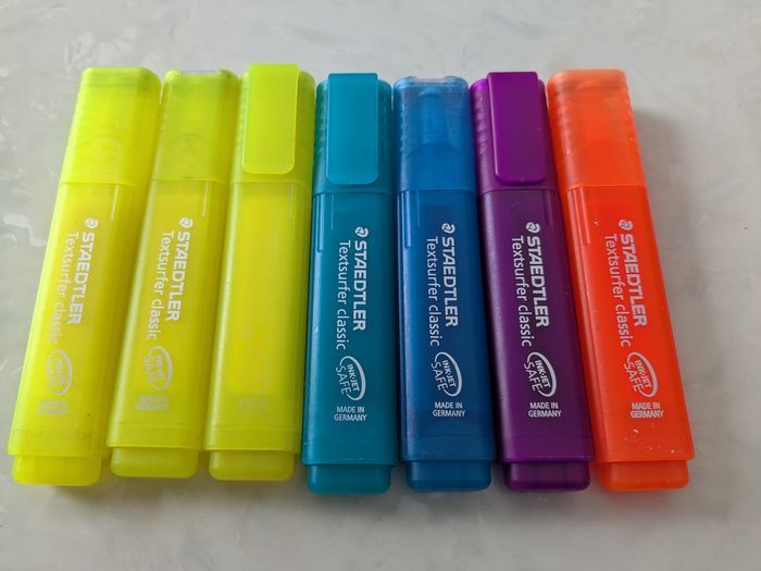 Lot de 7 Surligneurs Staedtler. - photo numéro 2