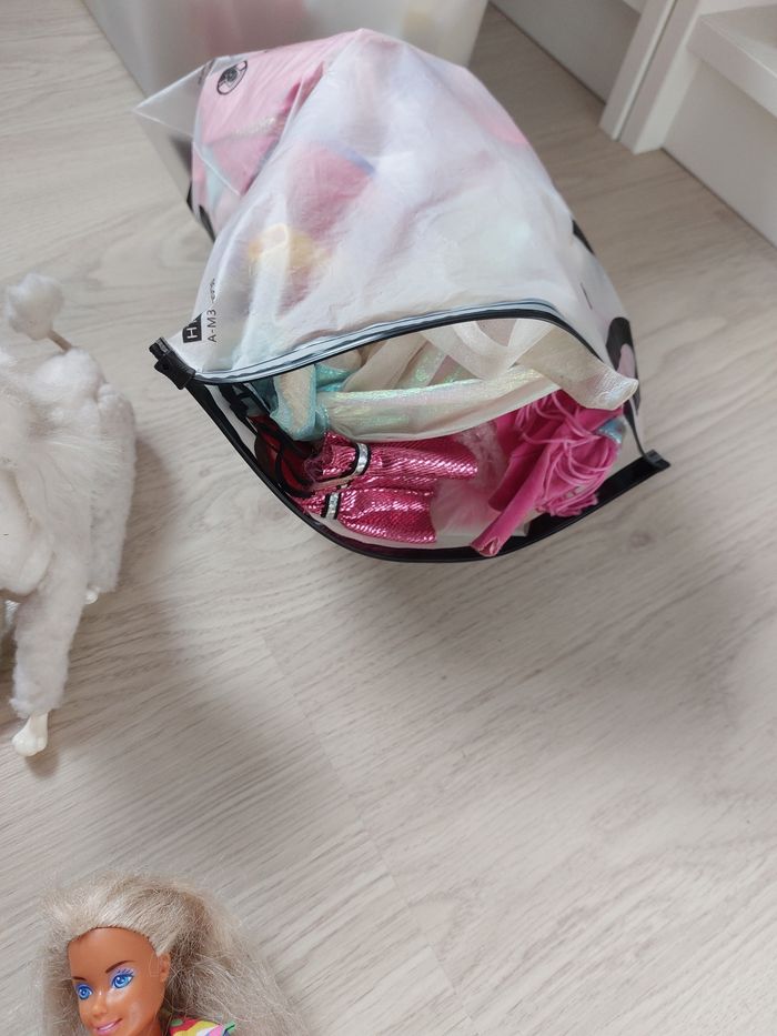 Lot barbie - photo numéro 6