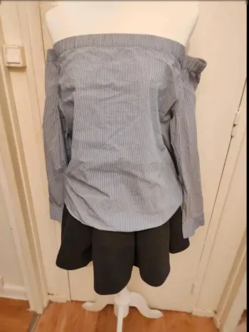 Chemisier épaules dénudées Zara Woman taille 38