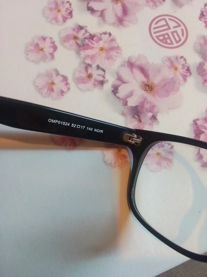 Monture lunettes lot ou a l'unité - photo numéro 11