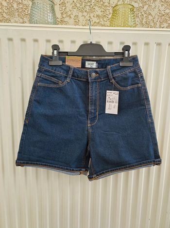 💙Short bleu neuf T 36 Kiabi
