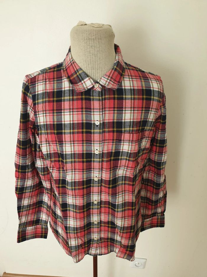 51- Chemise Tommy hilfiger pour femme