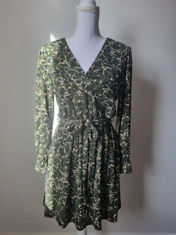 Robe courte Rue des Abbesses