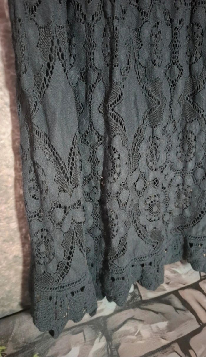 Robe dentelle noire - photo numéro 11