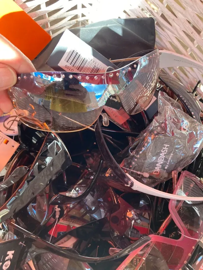 25 Paires de lunettes - photo numéro 3