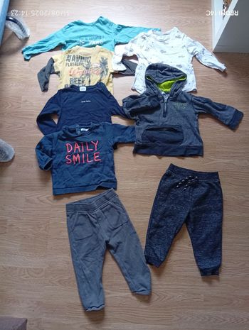 Lot 8 habits garçon pulls et joggings