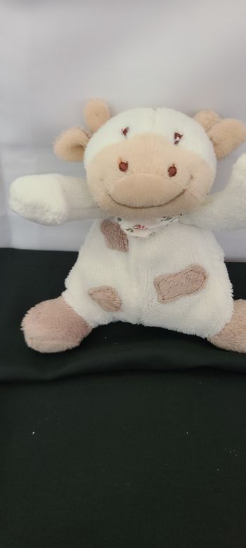 Mini Doudou vache daisy blanche tachetée JOLLYBABY 15 cm