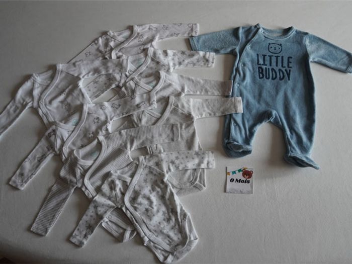 Lot Tex 0m Naissance : 1 Pyjama velours + 8 Bodies ML