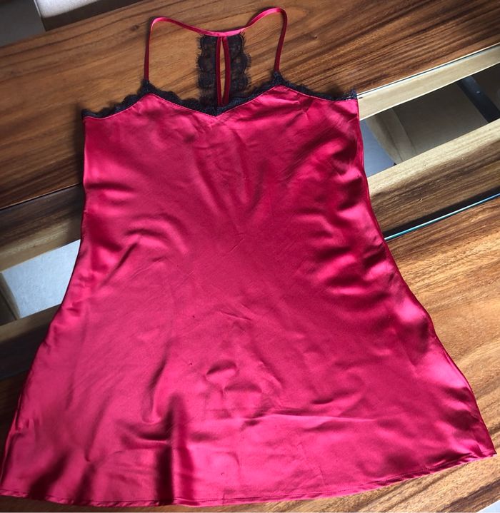 Nuisette rouge T42