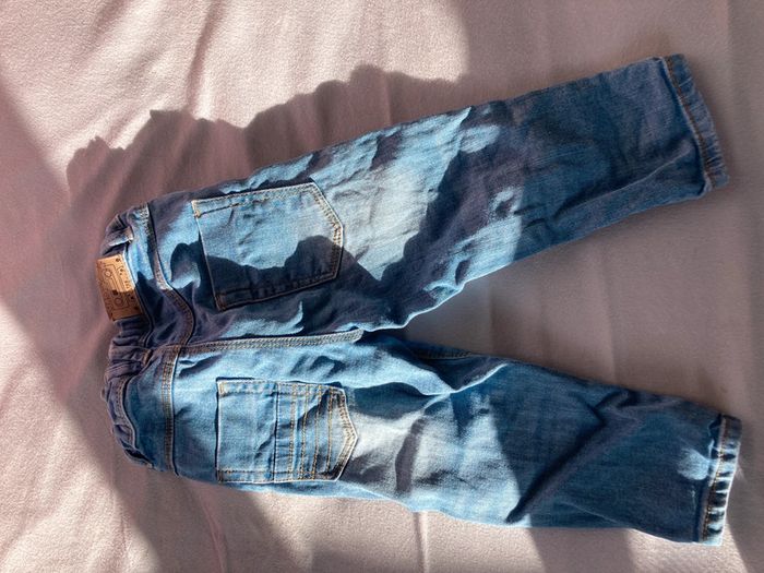 Jeans 18 mois - photo numéro 2