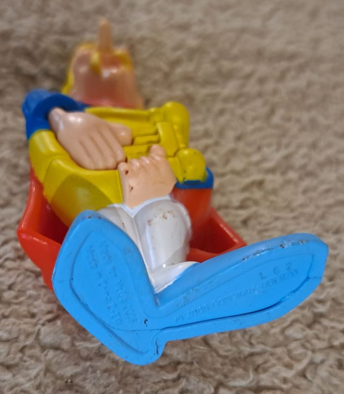 🪆 Figurine Astérix Assurancetourix le Barde McDo 2008 - photo numéro 3