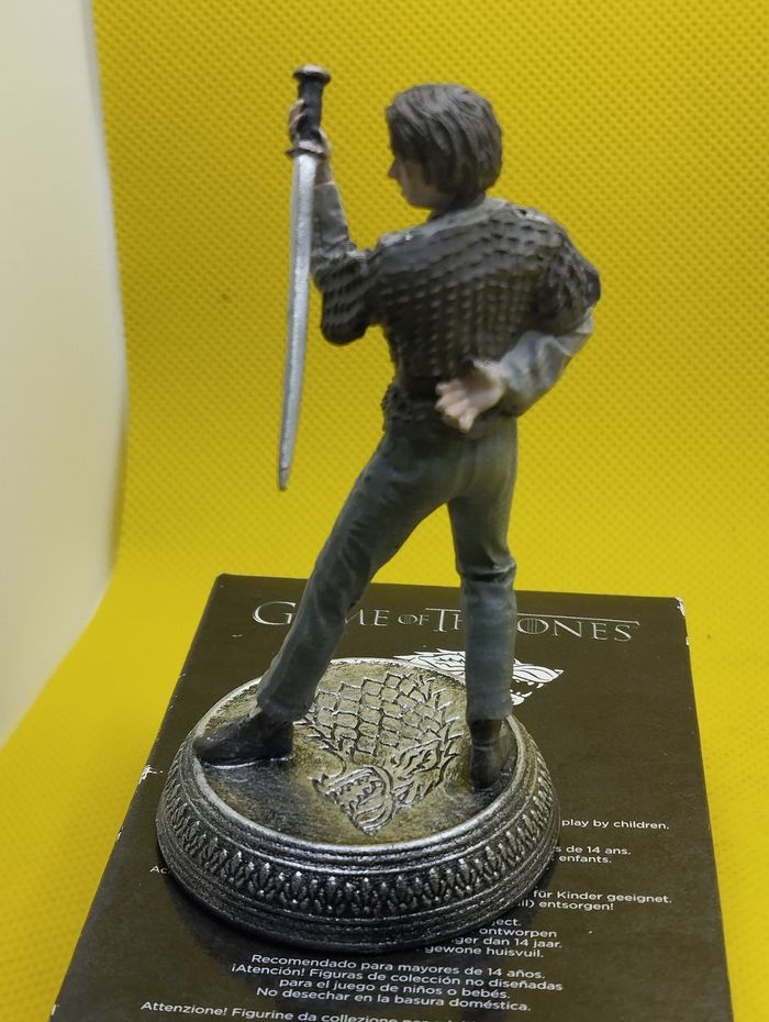 Figurine game of thrones Arya stark