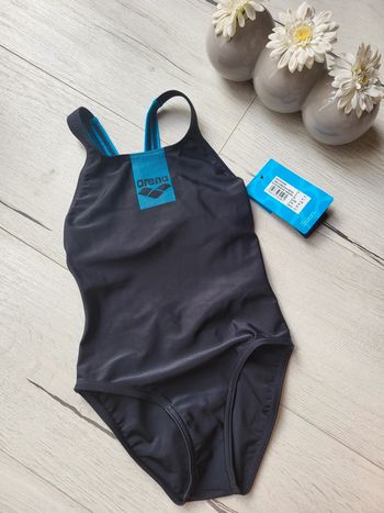 Maillot de bain fille arena neuf 6ans