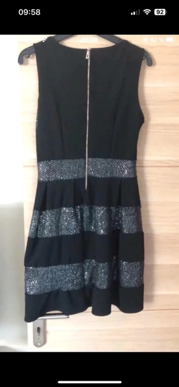 Robe patineuse noire argentée - photo numéro 3