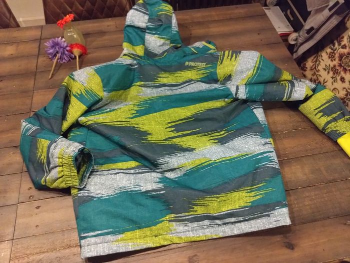Parka Protest vert et jaune garçon 12-13 ans – Capuche – Très bon état - photo numéro 8