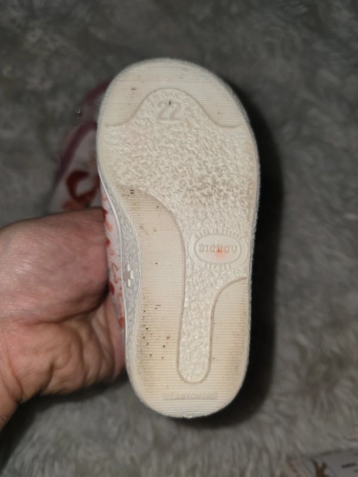 Chaussons t 22 - photo numéro 3