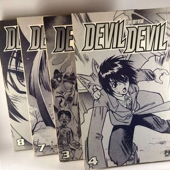 Lot  mangas  Devil  Devil 3,  4,  7 et  8