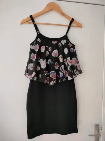 Robe moulante débardeur fleurie XS