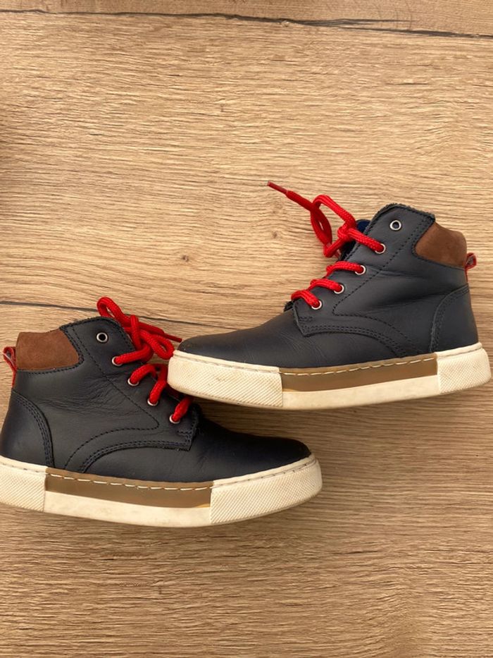 Chaussures montantes