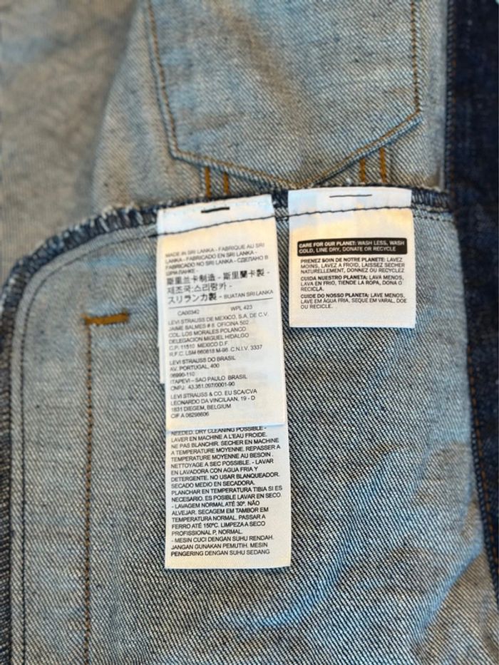 Veste en jean brodée dos et épaule Levi’s – Taille S - photo numéro 11