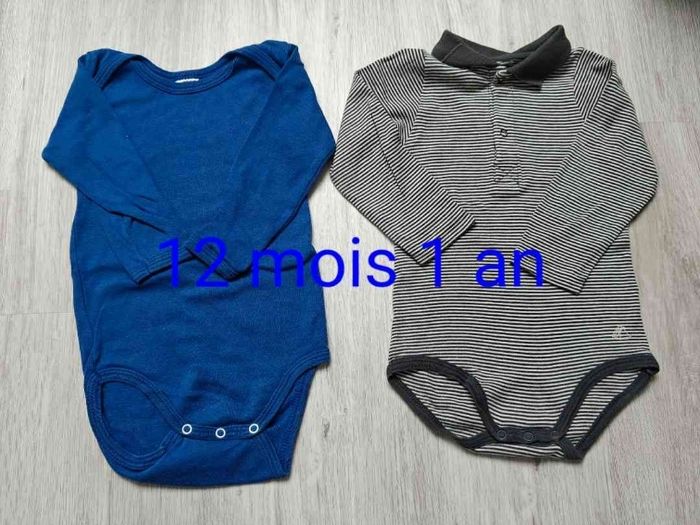 2 bodies petit bateau tbe 12 mois