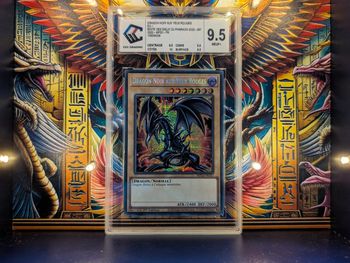 Dragon Noir aux Yeux Rouges Yu-Gi-Oh MP22-FR267 - Grading 9.5 CCC - Rare !