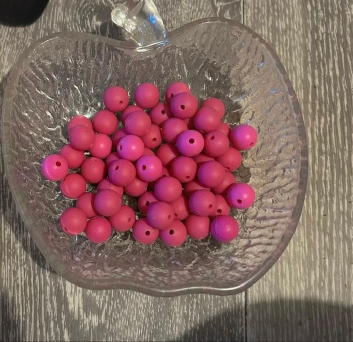 Perles rondes fuschia