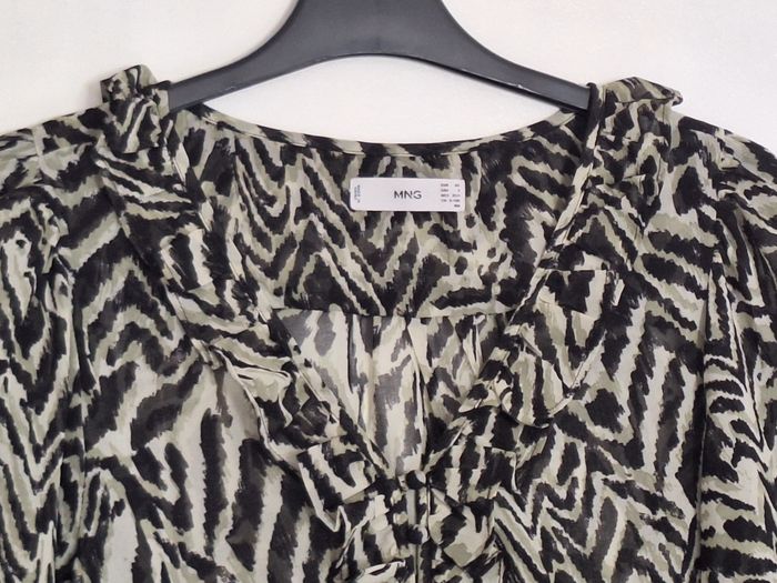 Blouse transparente à jabot - photo numéro 2